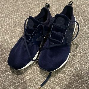 Navy blue, velvet new balance. Size 10 women’s